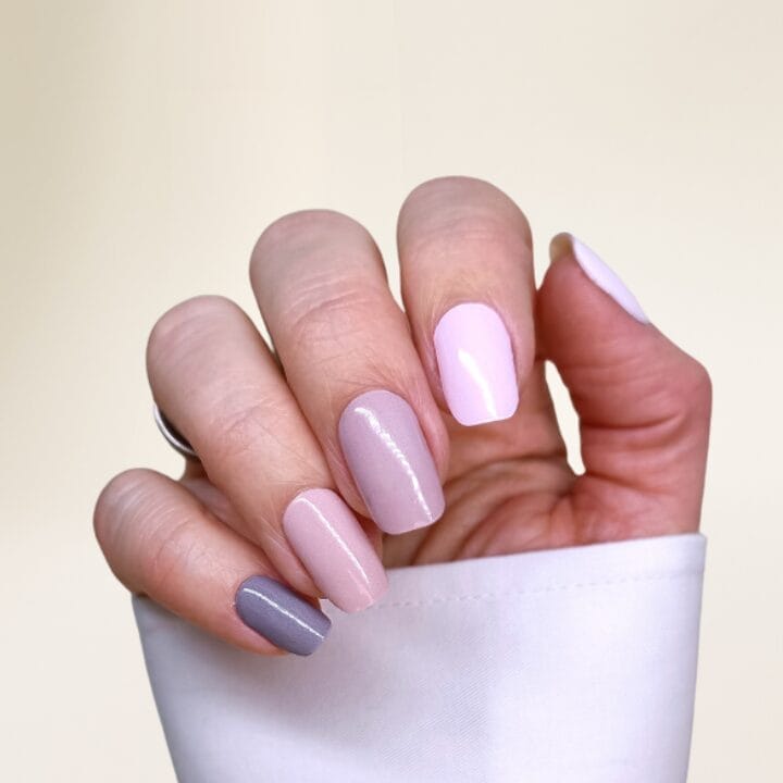 Wanna Be Rainbow UV Nagelfolien Manifix Hand New
