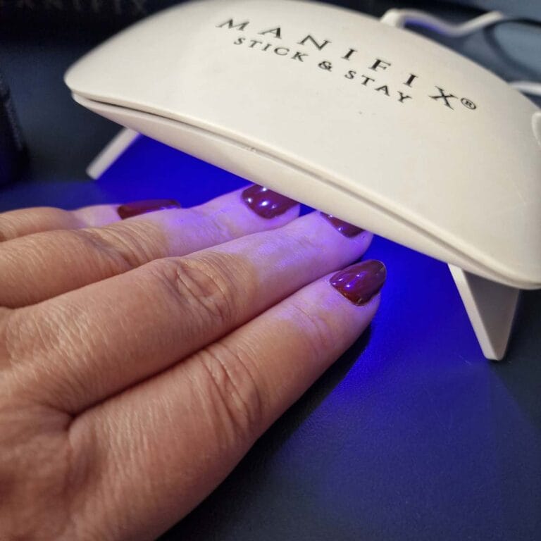 UV Nagelfolien Anbringen 02